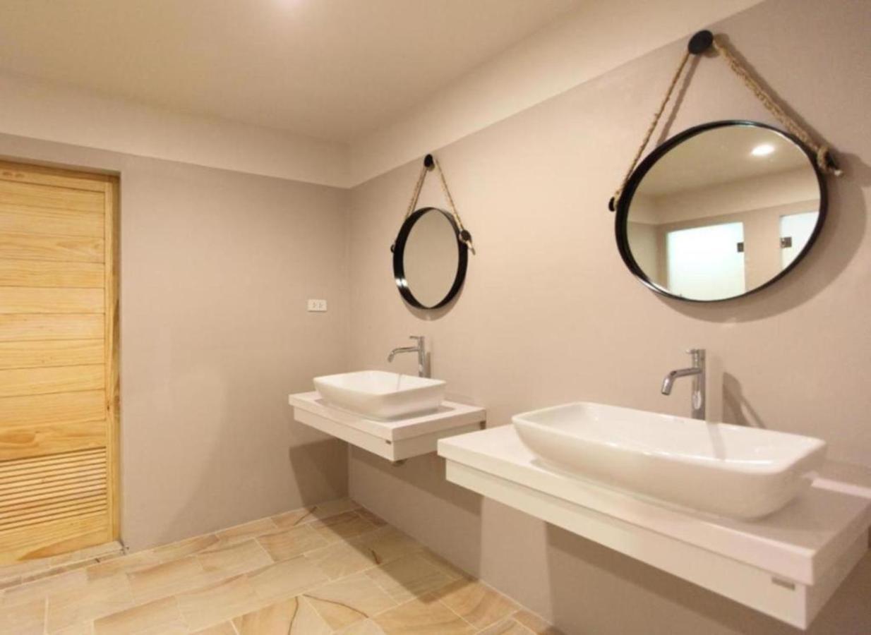Lupta Hostel Patong Hideaway Zewnętrze zdjęcie